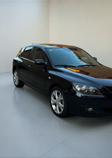 Mazda 3 negro de segunda mano revisado en Campollano Albacete