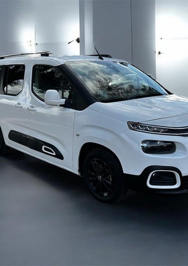Citroen Berlingo blanca de ocasión en Albacete IdelMoción