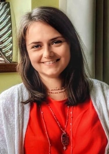 a woman in a red shirt