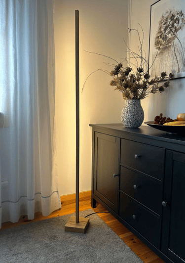 piantana custom terra cavo personalizzabile alimentatore integrato