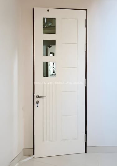Pintu Solid Wood Panel finishing Duco White Doff