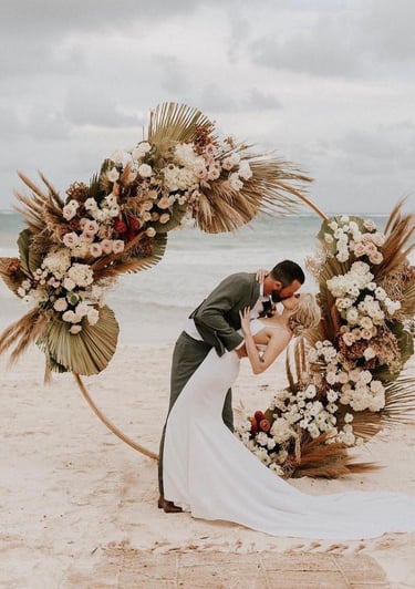 Wedding arches for ceremonies in Miami