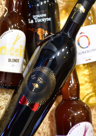 Des bouteilles de vins et de bières