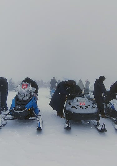 snow motor bikes in gulmarg for tourists during there kashmir trip
