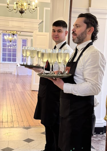 Hire Wedding Bar and professional staff from Aproned Mixologist 