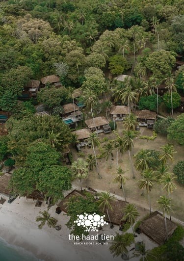 Hotel Fotograf Kian Bonanno: Drohnenaufnahme des The Haad Tien Beach Resort in Thailand.