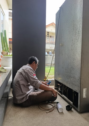 service lemari es surabaya