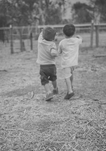 toddler friends running together in Adelaide Hills