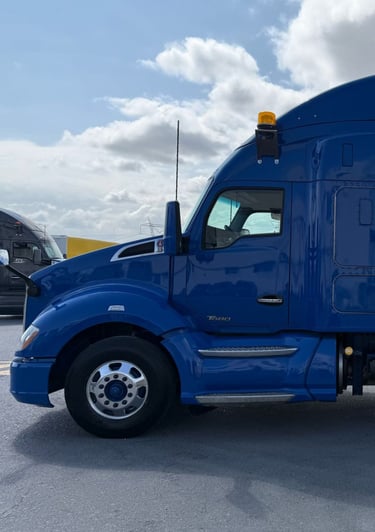 Kenworth T680 semi-truck