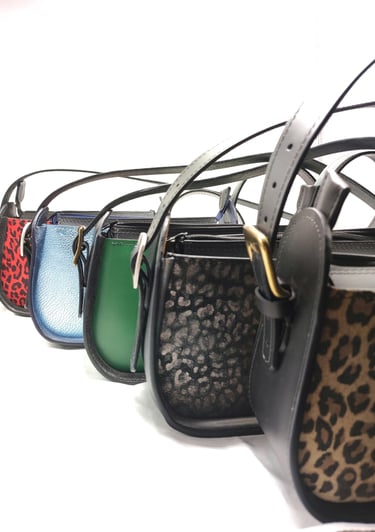 image de la catégorie sac mini Louise en cuir revalorisé