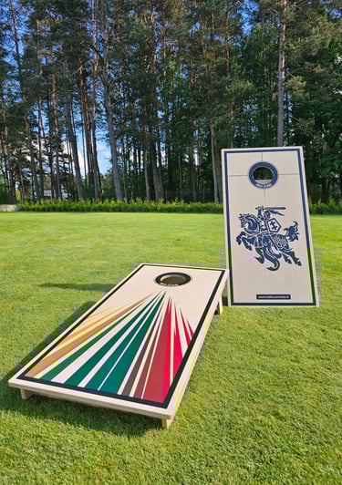 Cornhole žaidimo komplektas: dvi lentos