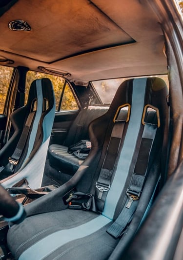 Sièges bacquet sur mesure avec mousse à mémoire de forme