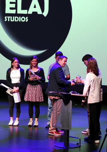 Bürgermeister Florian Eiben gratuliert