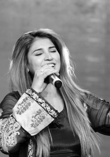 Maria Raza Sohni singing