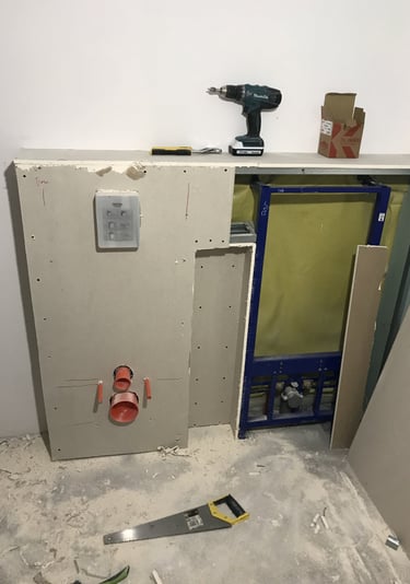 Montaż stelaża podtynkowego WC i zabudowa G-K, hydraulik trojmiasto