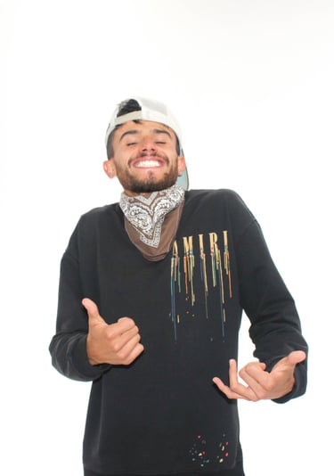 Foto del Diseñador Gráfico Santiago Rincón Murillo. Profesional en Diseño Santiago Rincón Murillo.