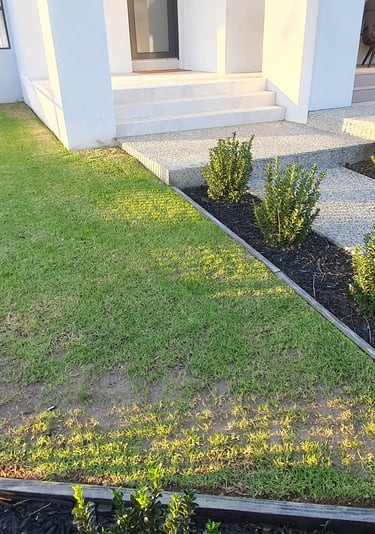 Landscaping, Lawn mowing, edging & all Gardening maintenance services
