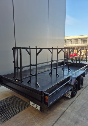 Scaf folding trailer