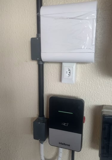 CARREGADOR VEICULAR INTELBRAS