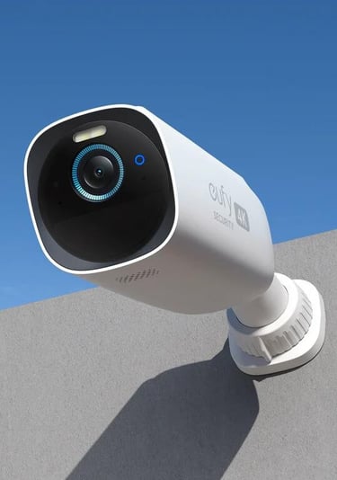 C'amara de seguridad instalada en un comercio en Tijuana