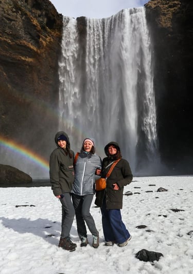 skgafoss-islanda-travel2travel-girls