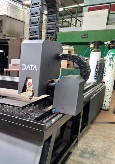 Cortadora láser industrial para corte en metal