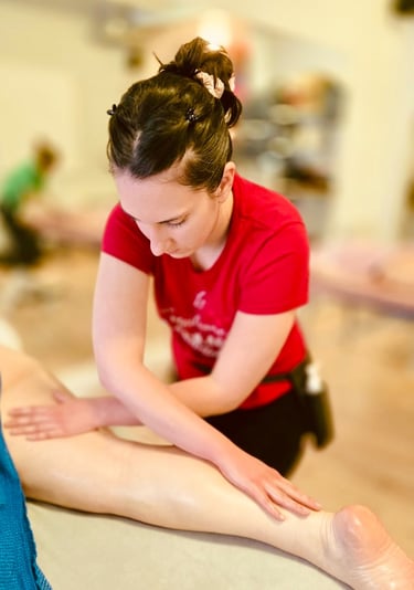 Giulia Hayes, masseuse énergéticienne périnatalité et fertilité à Antony et Palaiseau.