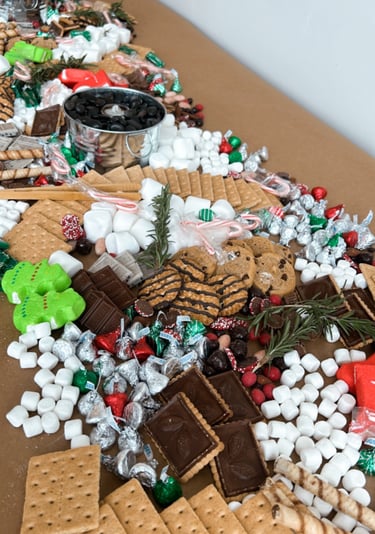 Christmas Snacks and Treats Charcuterie