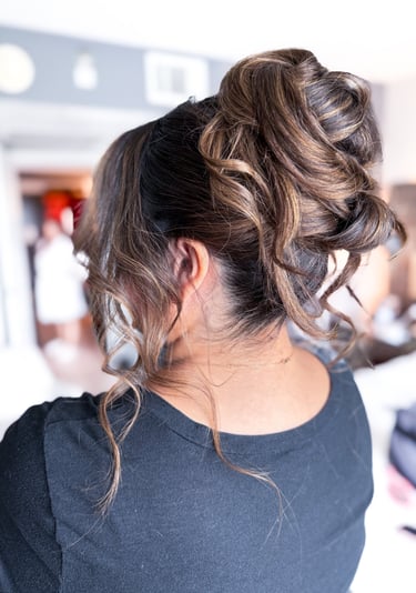 high updo love island trendy updo central valley san diego wedding hairstyle