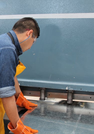 Servicio de corte con guillotina