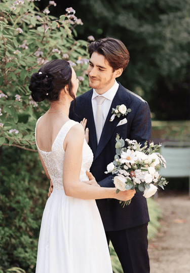 Bérengère et Nicolas en séance couple le jour de leur mariage.