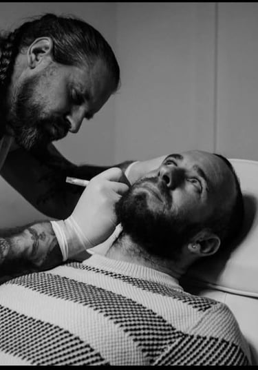 piercing a l'oreille d'un homme 