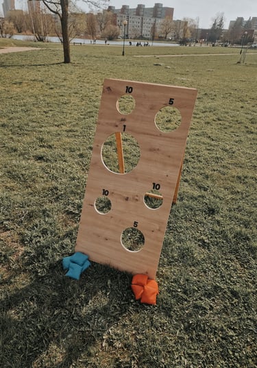 Skylamūšis žaidimas – žaidimų nuoma Klaipėdoje.