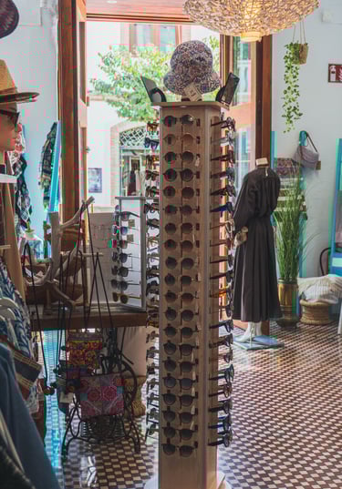 Accesorios y gafas de sol Ghaliaria Moda Costa Blanca