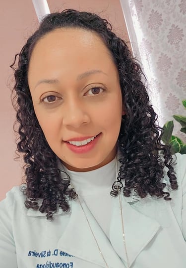 Fonoaudióloga na Lapa PR da clínica Vidaclin especializada em linguagem e comunicação