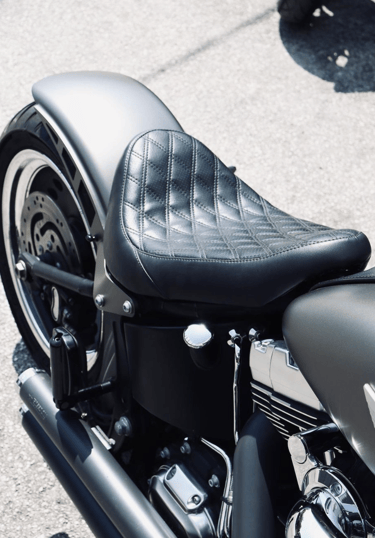 selle harley davidson matelassé losange