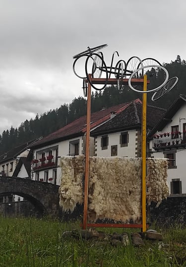 Vellón de lana. Escultura de Javier Pérez Favo