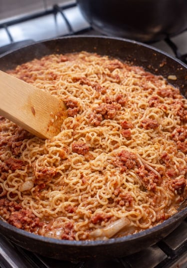 Falai pisupo noodles rice