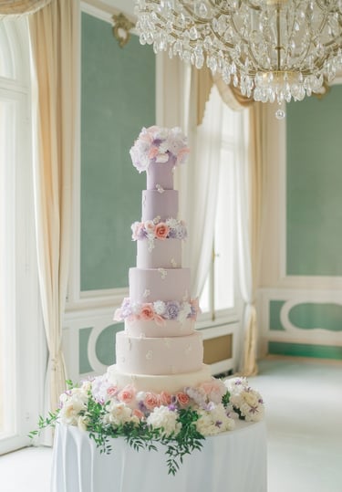luxury wedding cake at chateau de bouffemont