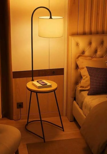 Mesa De Cabeceira Com Luminária Base De Ferro Super Reforçada