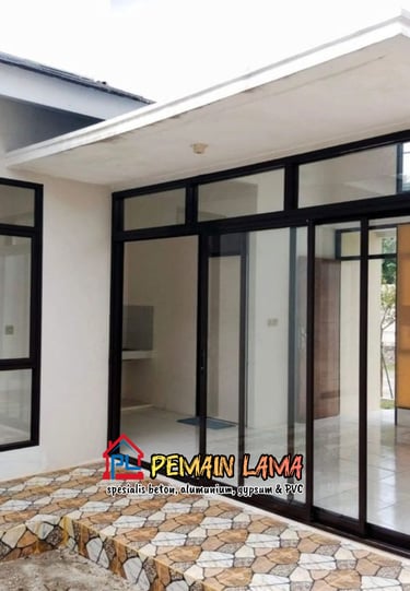 jasa-pasang-kusen-aluminium-jember.jpg