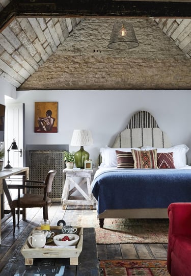 boys hall hotel, bedroom
