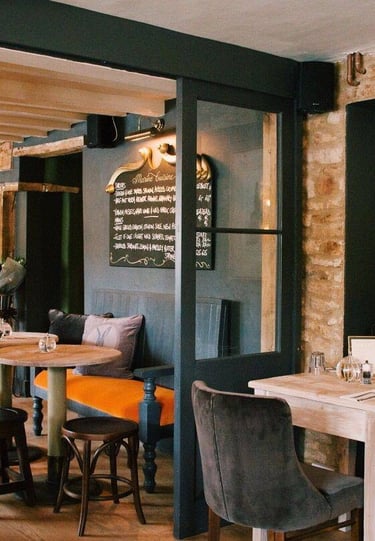 cotswolds, the milton hare pub