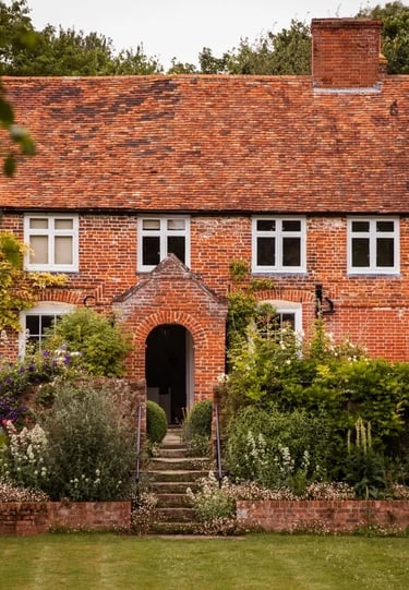 updown farmhouse,garden