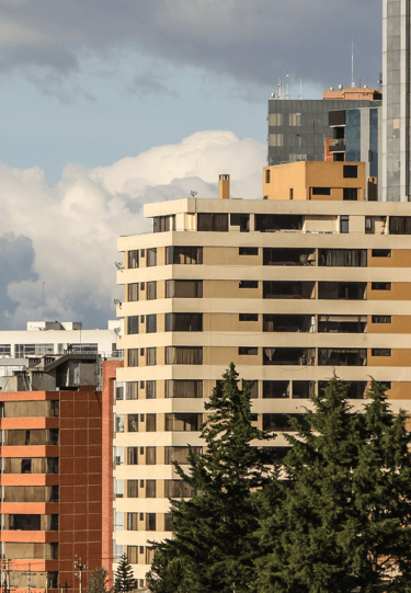 Edificios de Quito moderno