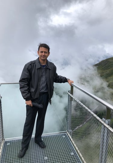 Swarbhanu Chatterjee, Founder & CEO of Aveti AI