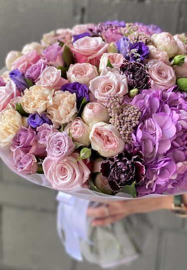bouquet of luxary flowers