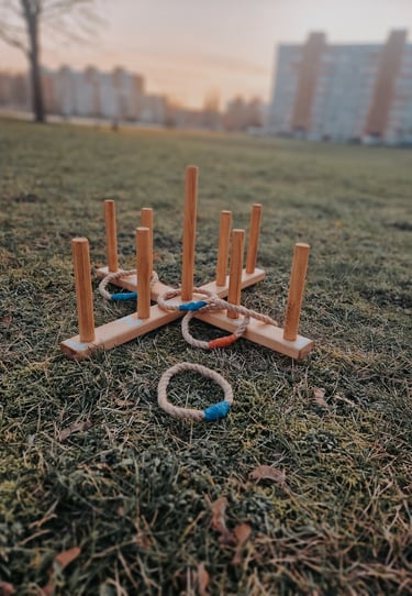 Kaubojaus žiedai žaidimas – žaidimų nuoma Klaipėdoje.