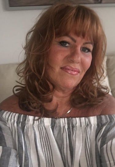 Sandra the mobile hairdresser in Marbella
