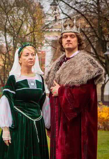 Moteriskas renesa.nso kostiumas, vyriskas viduramziu kostiumas